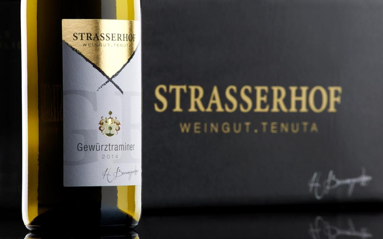 Vahrn Strasserhof Tenuta-Weingut מראה חיצוני תמונה